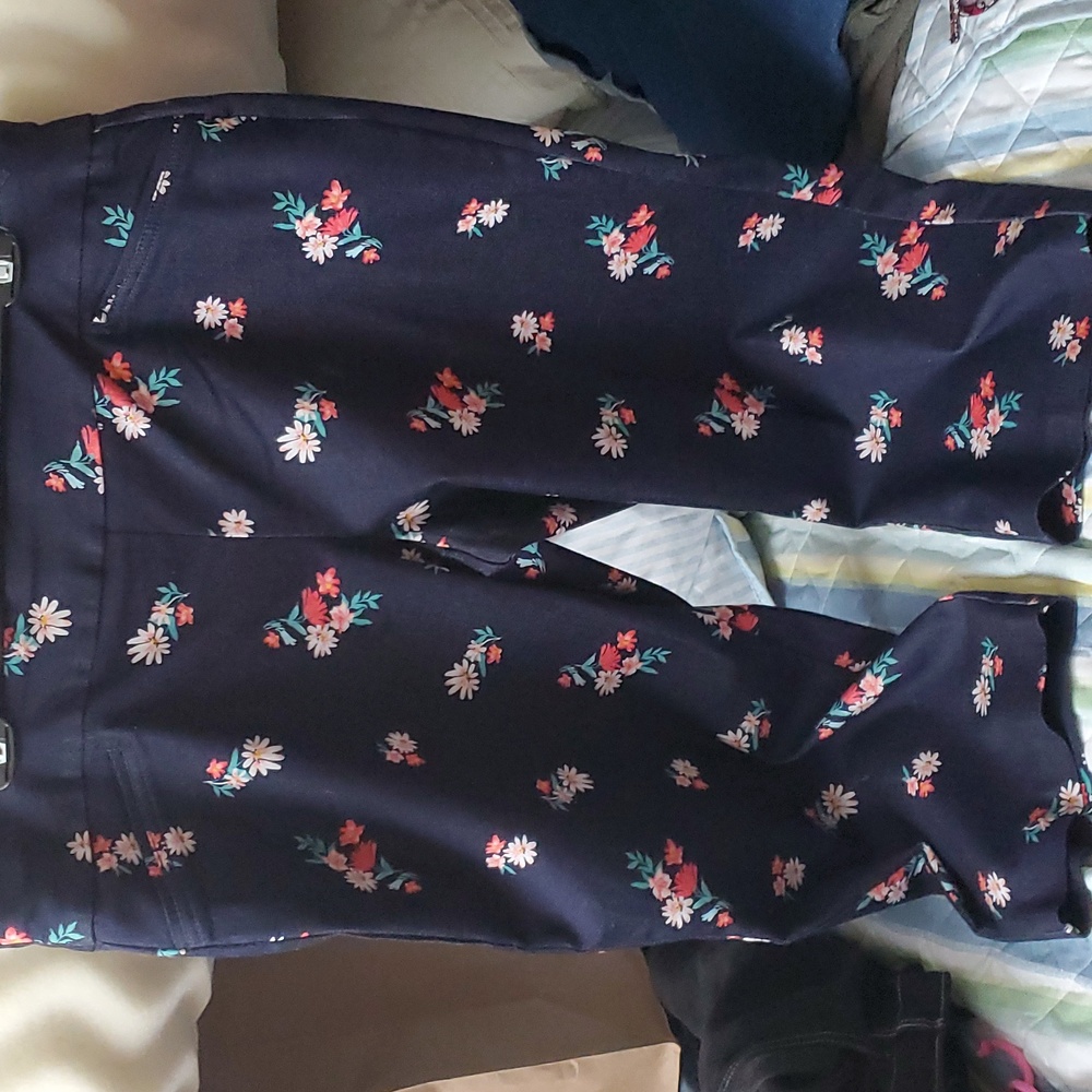 Croft&Barrow capris - Picture 5 of 7